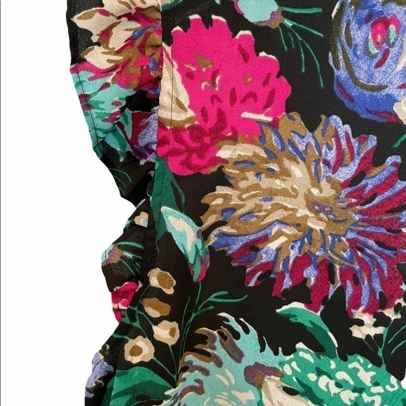 J. Crew Black Floral V Neck Top Flutter Sleeve Sz0 - Picture 9 of 16